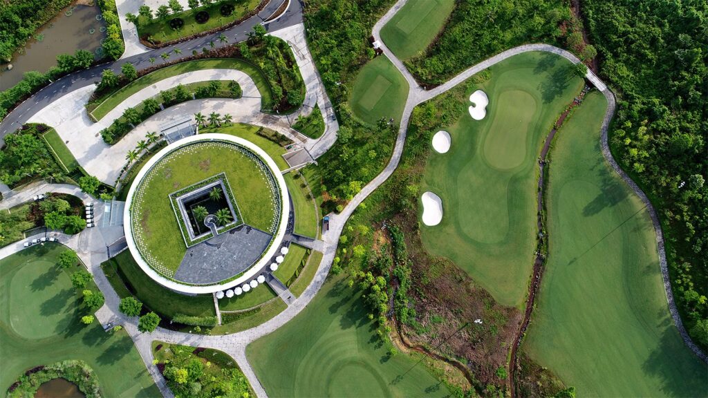 Tour du lịch golf Đà Nẵng - Bà Nà Hills Golf Club nhìn từ trên cao