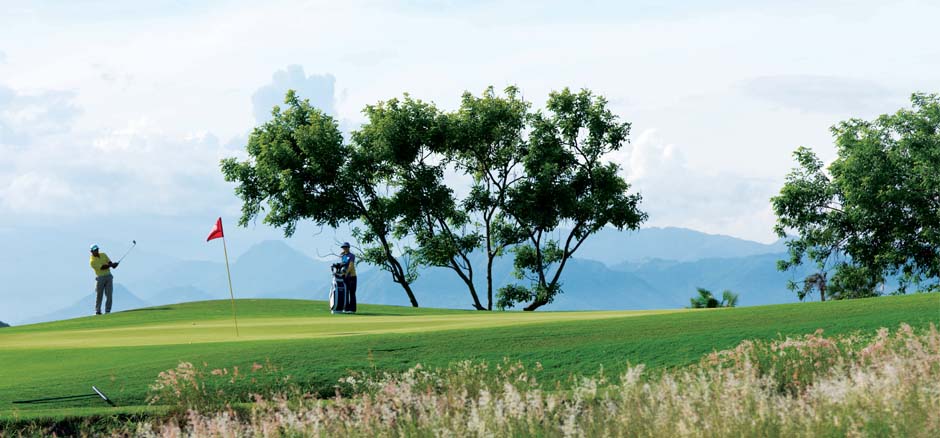 san-golf-vinpearl-nha-trang-resort-so-dien-thoai