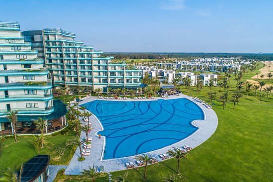 Vinpearl Nam Hội An resort & villas