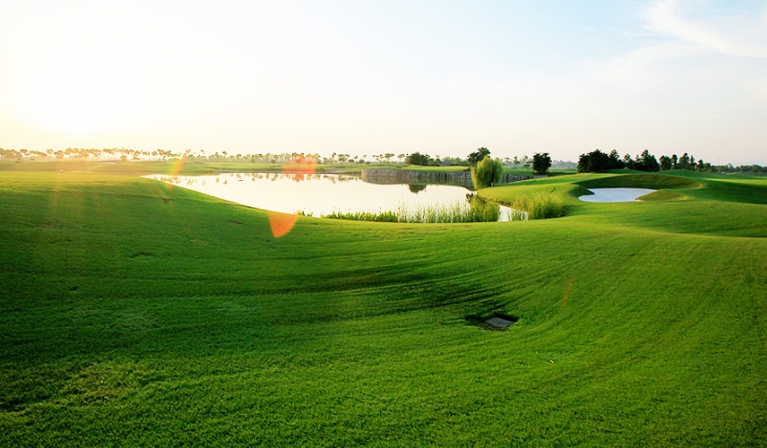 3+ Sân Golf tốt nhất gần Hà Nội hiện nay: đặt sân, voucher, combo, tour golf giá tốt